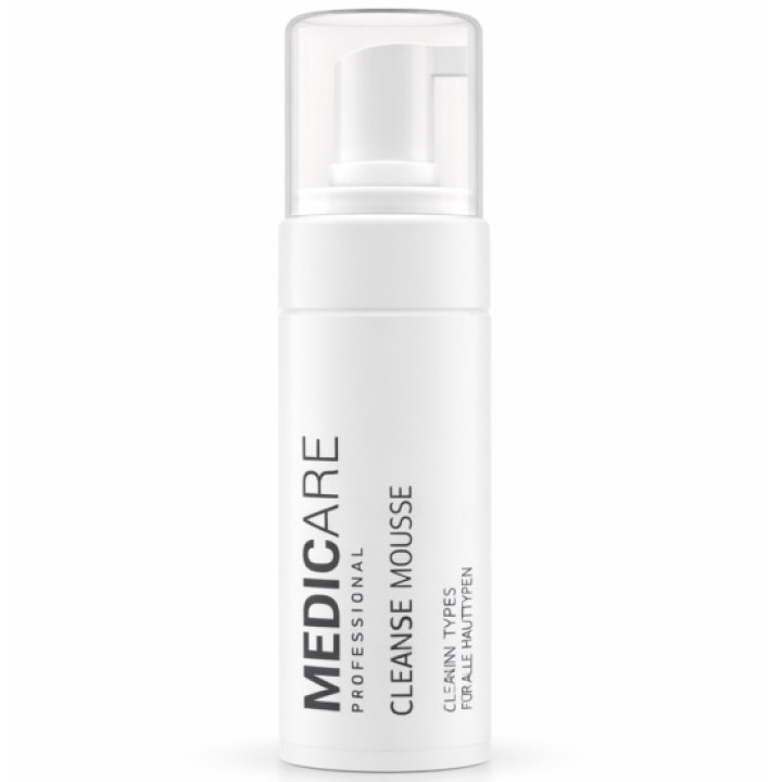Очищувальна пінка для обличчя з AHA-кислотами  AHA Cleansing Foam Medicare Professional 150 мл