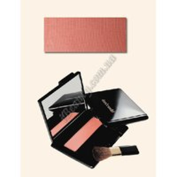 Компактні рум'яна (fucsia) Dorabruschi