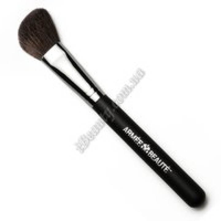 Скошена кисть для обличчя "Armee Beaute" №31