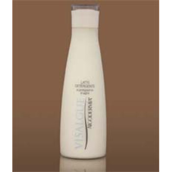 Молочко, що очищає, для всіх типів шкіри